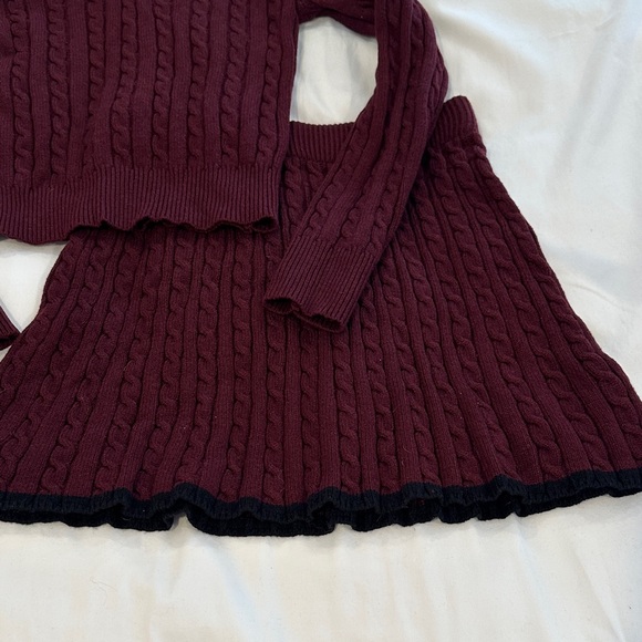 Elegant Burgundy Cable Knit Skirt Set - Picture 4 of 7